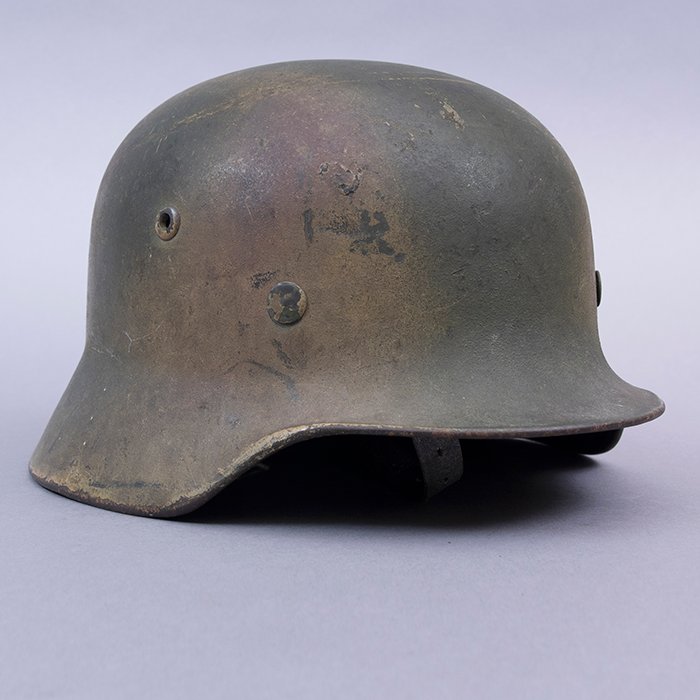 RH20 Heer M35 double decal tricolor spray camouflaged helmet — image 14