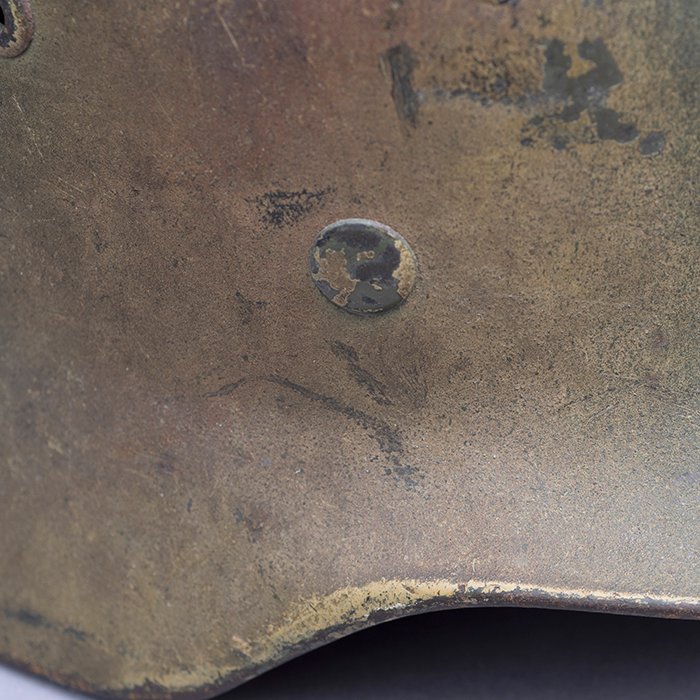 RH20 Heer M35 double decal tricolor spray camouflaged helmet — image 15