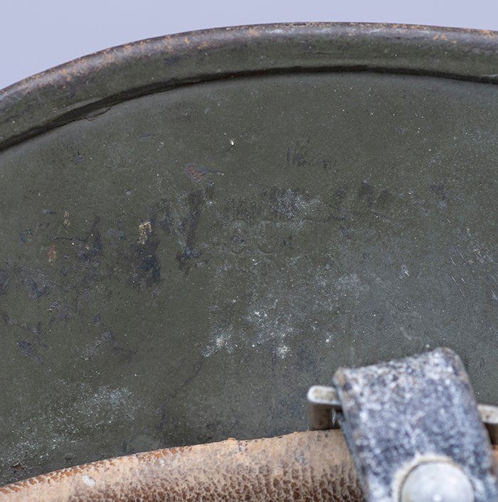 RH20 Heer M35 double decal tricolor spray camouflaged helmet — image 22