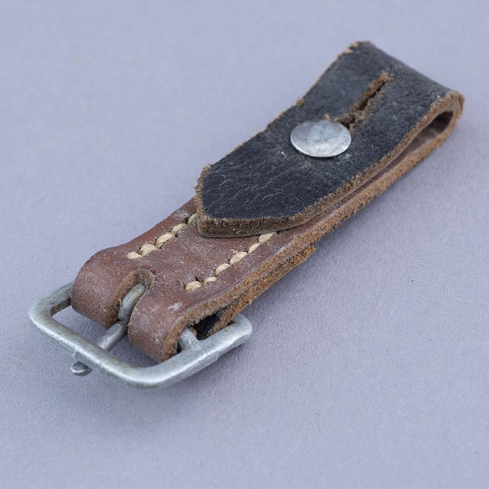 RH20 Heer M35 double decal tricolor spray camouflaged helmet — image 32