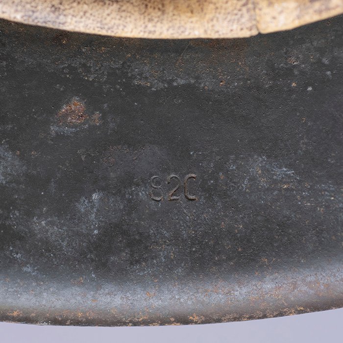 RH16 One of a kind Heer M42 single decal tricolor camouflaged helmet — image 22