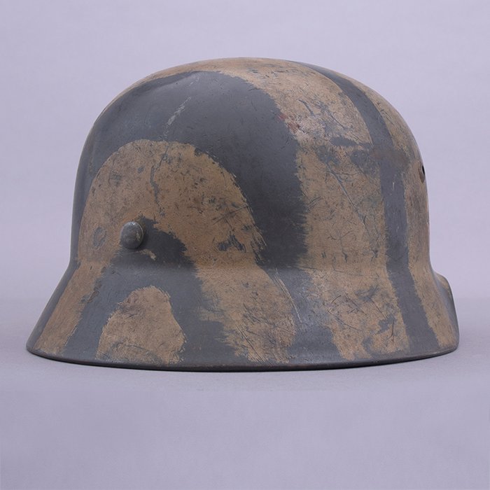 RH14 Luftwaffe M35 double decal tan striped camouflaged helmet — image 13