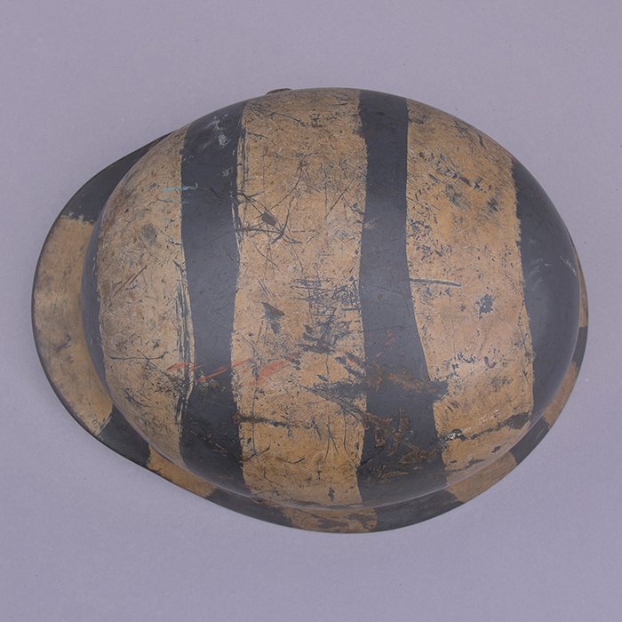 RH14 Luftwaffe M35 double decal tan striped camouflaged helmet — image 17