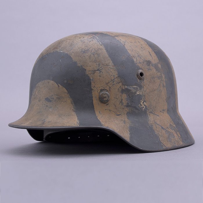 RH14 Luftwaffe M35 double decal tan striped camouflaged helmet — image 5