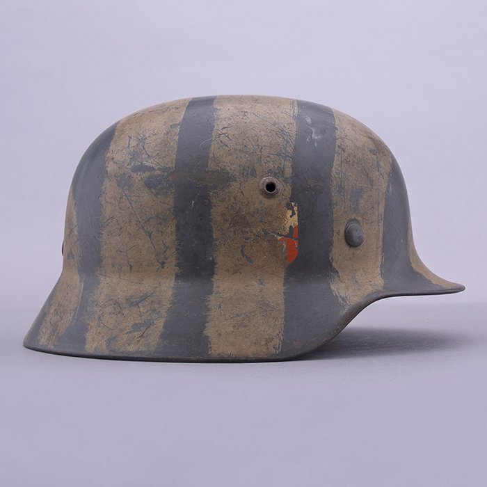 RH14 Luftwaffe M35 double decal tan striped camouflaged helmet — image 9