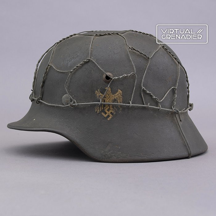 RH12 Heer M35 single decal half basket chickenwire helmet — image 2