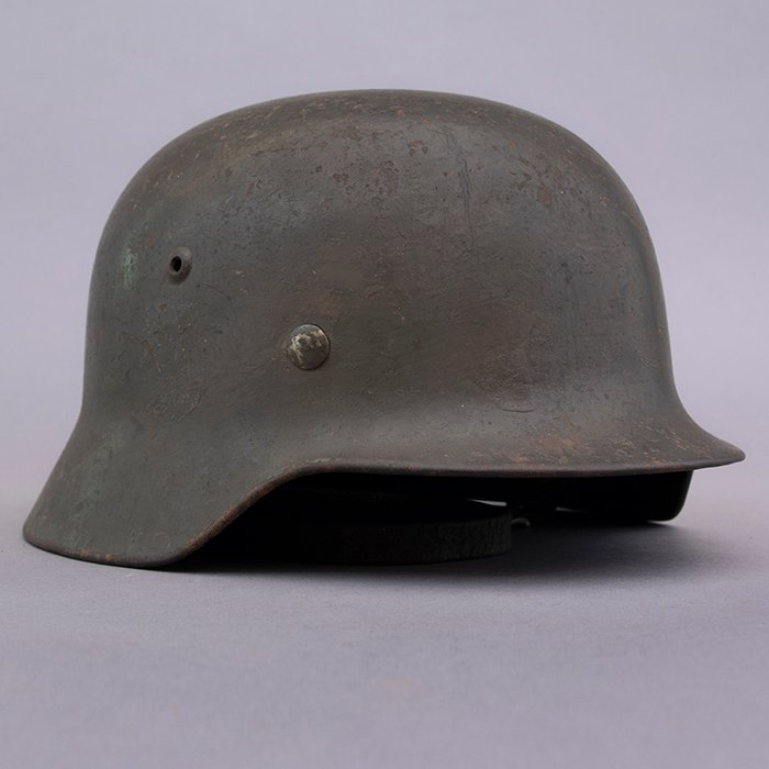 RH11 Luftwaffe M35 double decal olive and brown camouflaged overpaint helmet — image 11