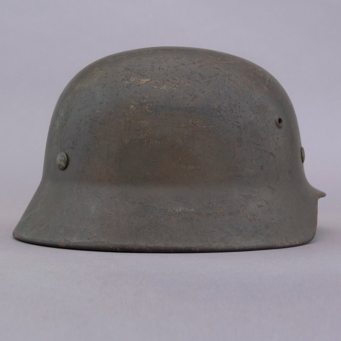 RH11 Luftwaffe M35 double decal olive and brown camouflaged overpaint helmet — image 12