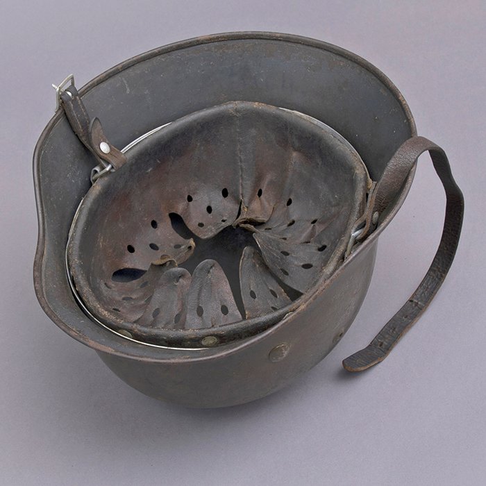 RH11 Luftwaffe M35 double decal olive and brown camouflaged overpaint helmet — image 15