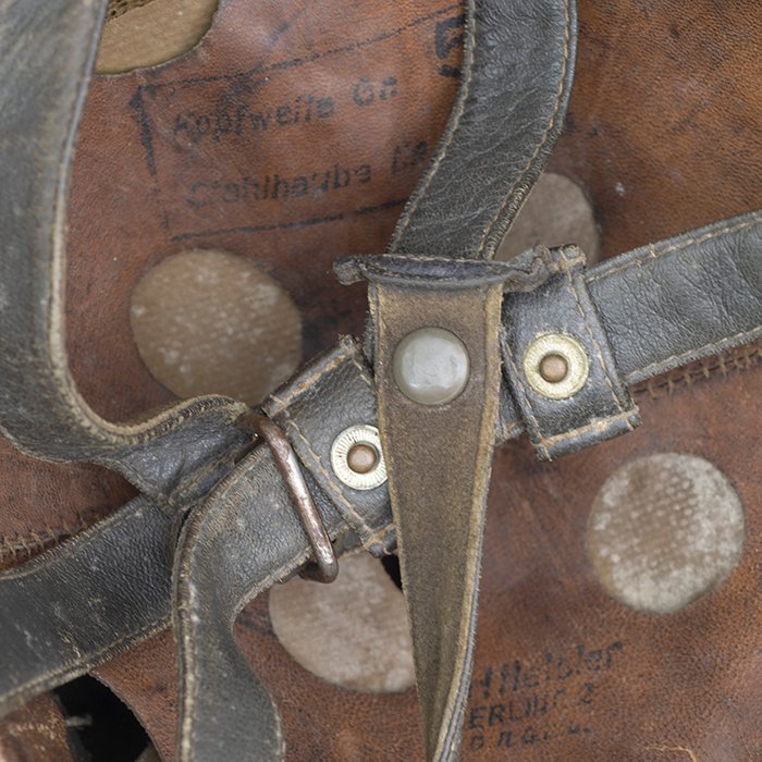 RH10 Luftwaffe M38 single decal hand painted camouflaged Fallschirmjäger helmet — image 19