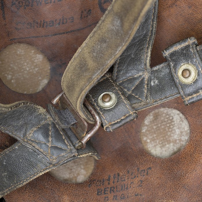 RH10 Luftwaffe M38 single decal hand painted camouflaged Fallschirmjäger helmet — image 20