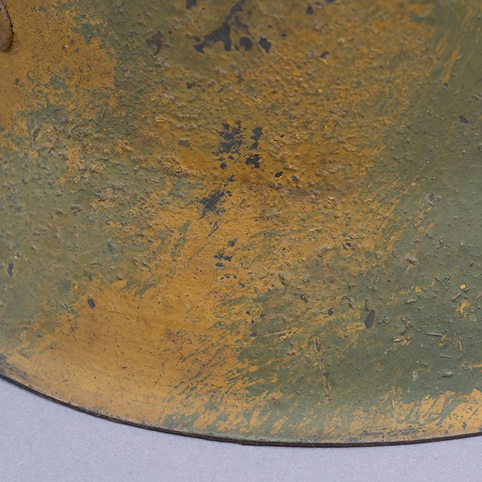 RH3 Heer M42 single decal rough textured camouflaged helmet — image 10