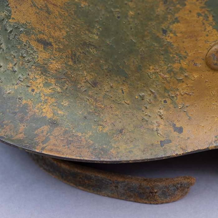 RH3 Heer M42 single decal rough textured camouflaged helmet — image 7