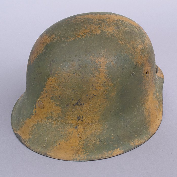 RH3 Heer M42 single decal rough textured camouflaged helmet — image 9
