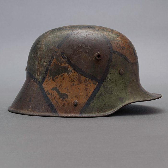 SHM4 Interesting M16 tri color camouflaged helmet with potential Freikorps insignia — image 14