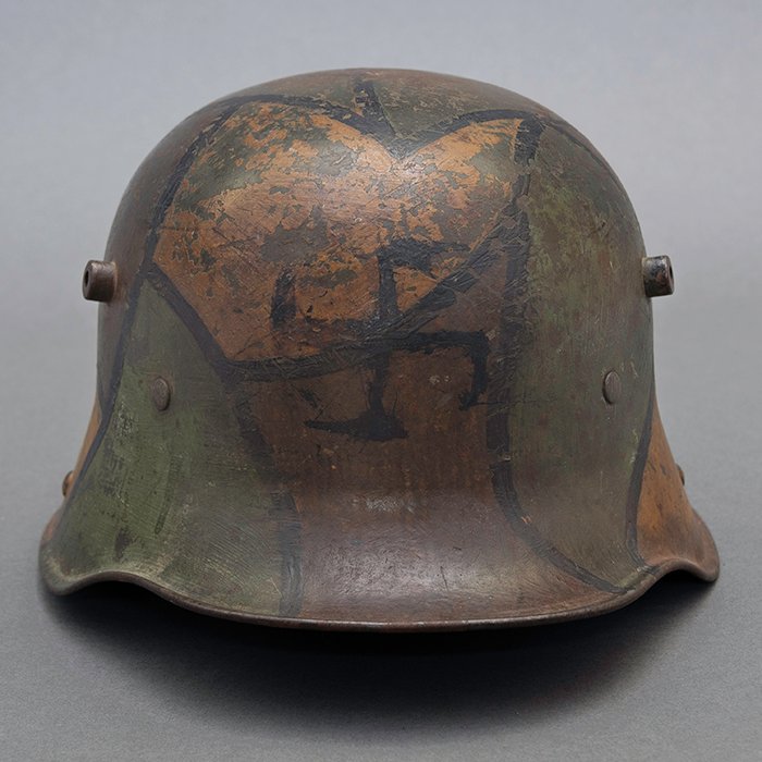 SHM4 Interesting M16 tri color camouflaged helmet with potential Freikorps insignia — image 7