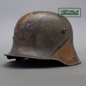 SHM4 Interesting M16 tri color camouflaged helmet with potential Freikorps …