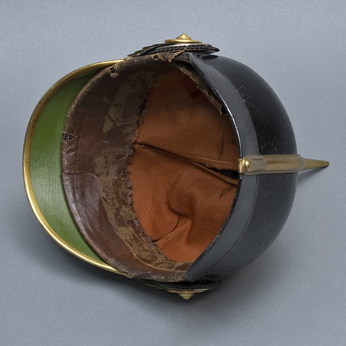 DMI11 Excellent Prussian Infanterie officer M95 Pickelhaube with storage case — image 25