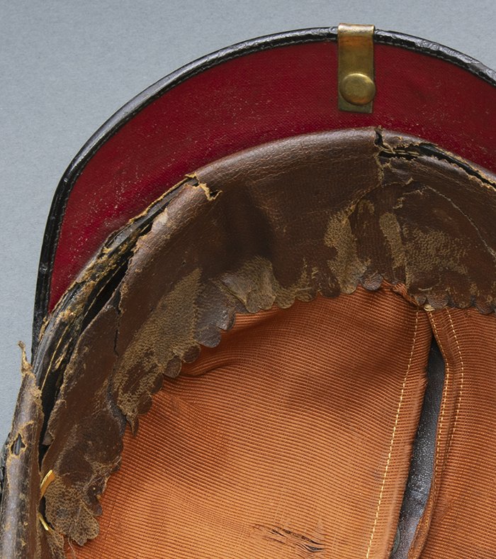 DMI11 Excellent Prussian Infanterie officer M95 Pickelhaube with storage case — image 26