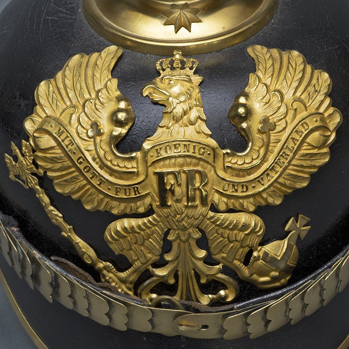 DMI11 Excellent Prussian Infanterie officer M95 Pickelhaube with storage case — image 8