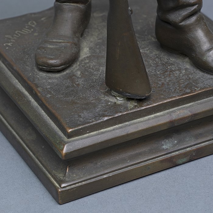 DMI50 Large bronze sculpture of a 19th century Imperial German Army Infantryman — image 6