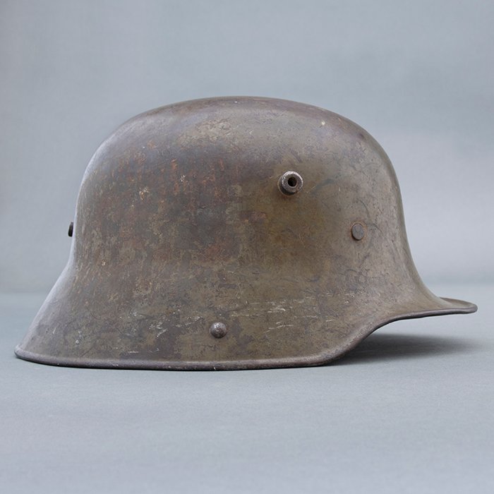 ADM44 Service used M16 helmet complete with leather liner and chinstrap — image 12