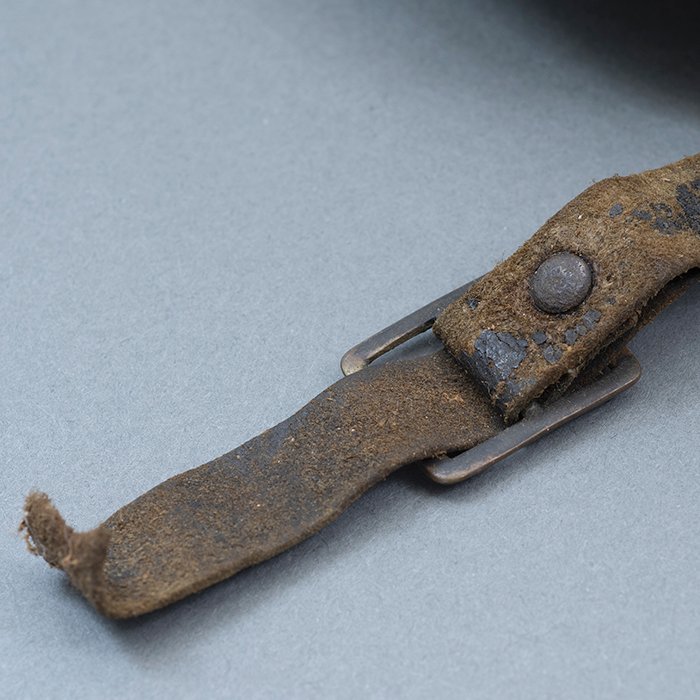 ADM44 Service used M16 helmet complete with leather liner and chinstrap — image 35