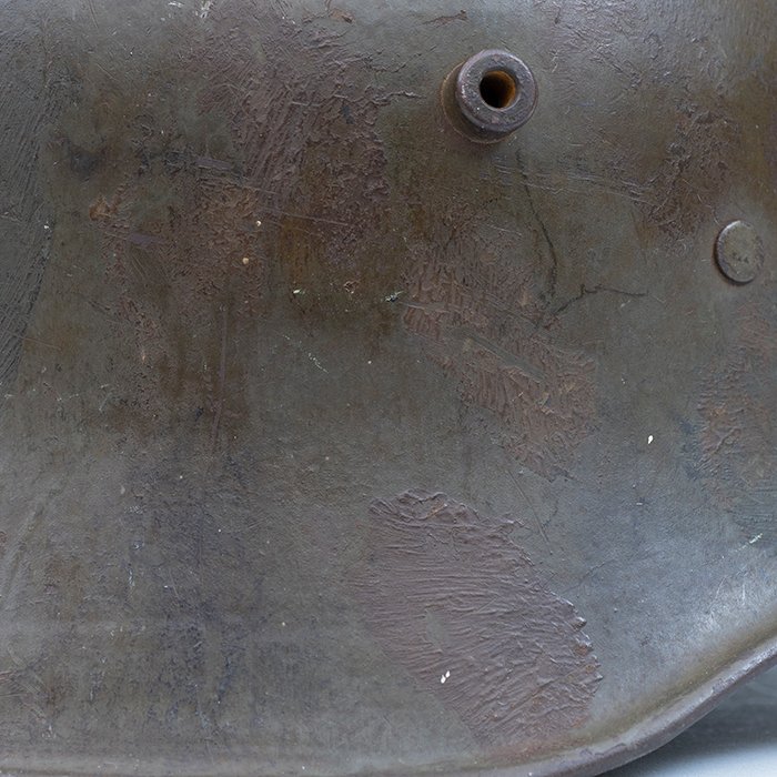 BCH116 Subtly camouflaged M18 helmet with liner and chinstrap — image 13