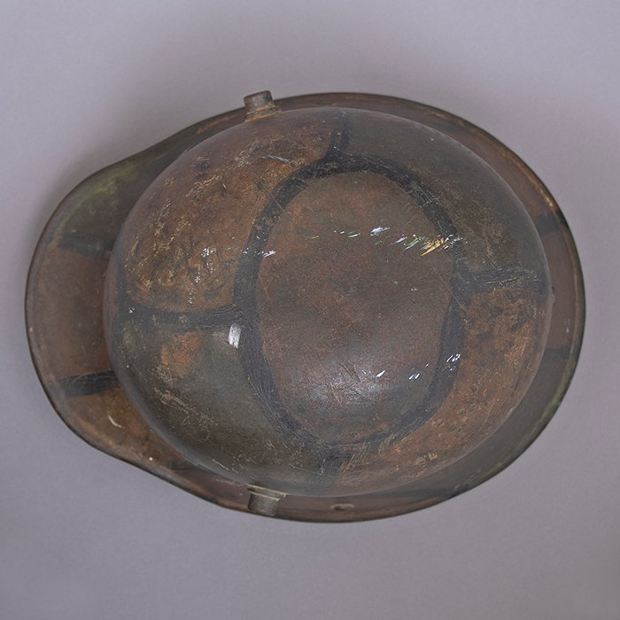 BAS18 M16 tri color camouflaged helmet with liner and chinstrap — image 14