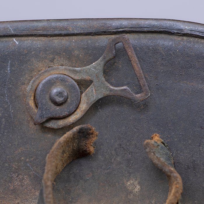 BAS18 M16 tri color camouflaged helmet with liner and chinstrap — image 17