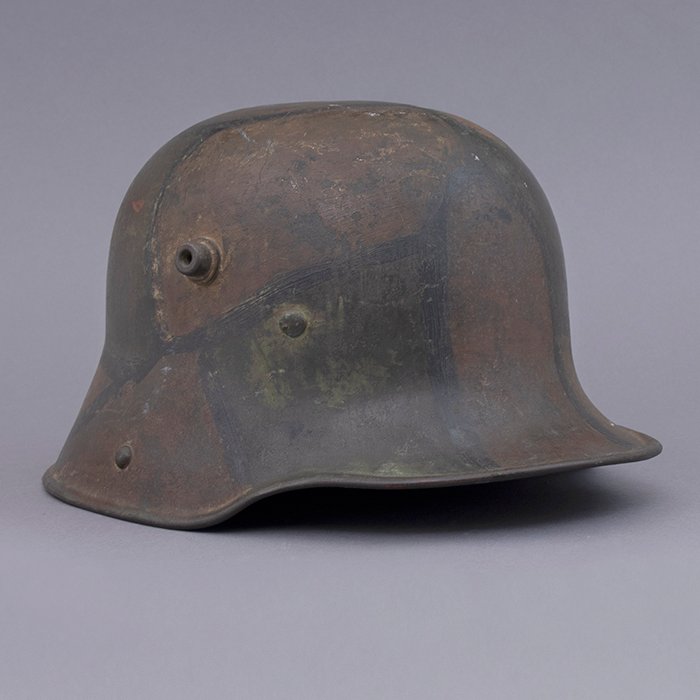 BAS18 M16 tri color camouflaged helmet with liner and chinstrap — image 7