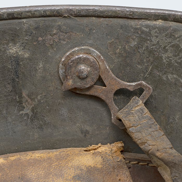 HFL6 M16 helmet complete with leather liner and chinstrap — image 18