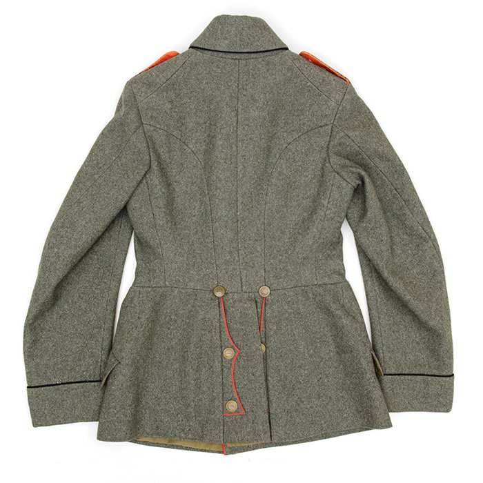 CJU12 Beautiful 1910 pattern Feldrock for a Prussian Artillerie officer — image 17