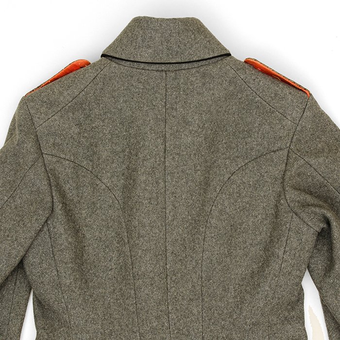 CJU12 Beautiful 1910 pattern Feldrock for a Prussian Artillerie officer — image 18