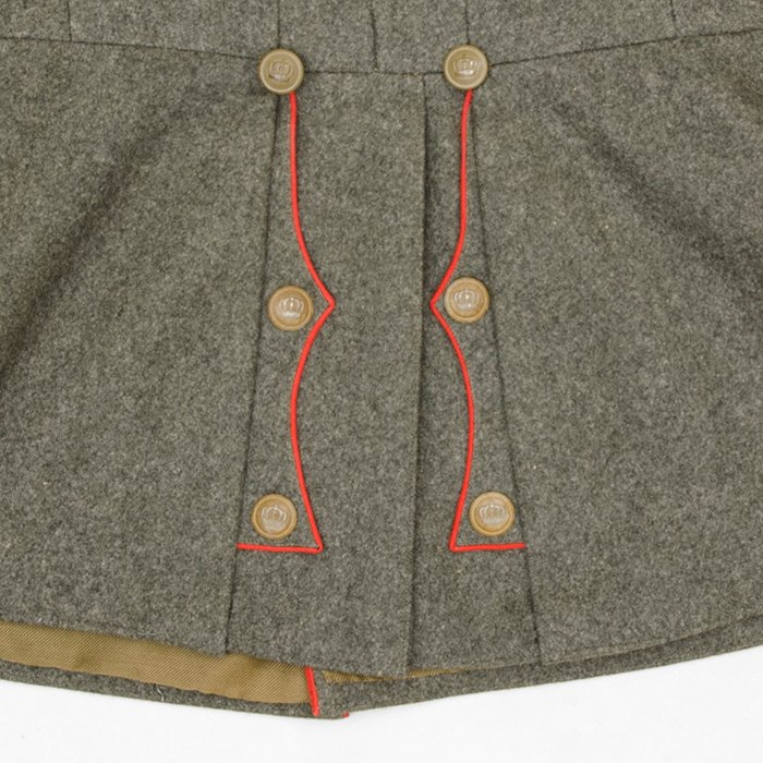 CJU12 Beautiful 1910 pattern Feldrock for a Prussian Artillerie officer — image 19