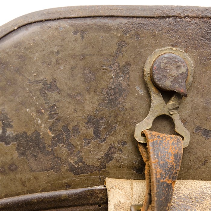 BCH81 One of a kind 'fish scale' M16 camouflaged helmet with replaced full liner and chinstrap — image 13