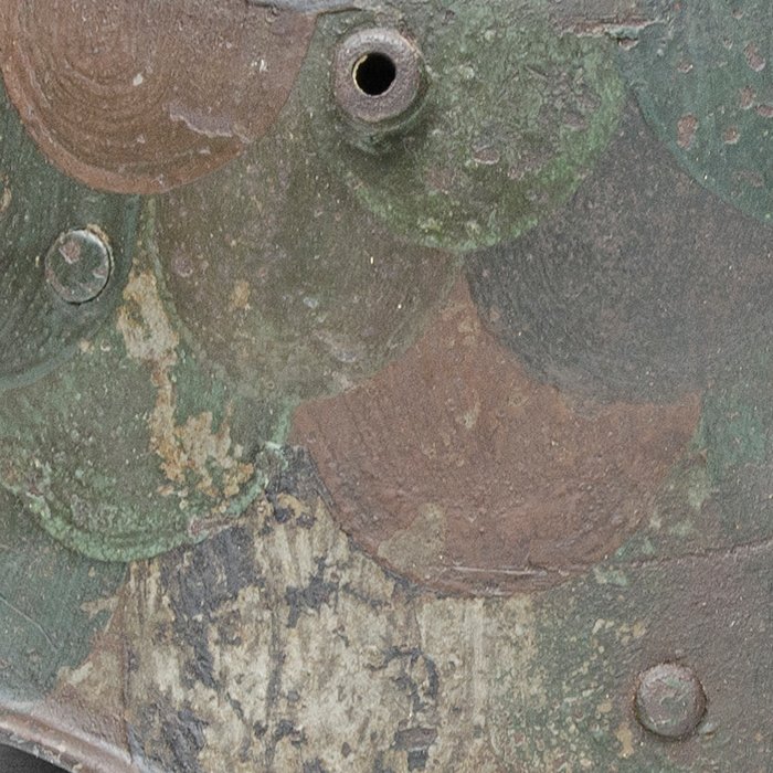 BCH81 One of a kind 'fish scale' M16 camouflaged helmet with replaced full liner and chinstrap — image 3