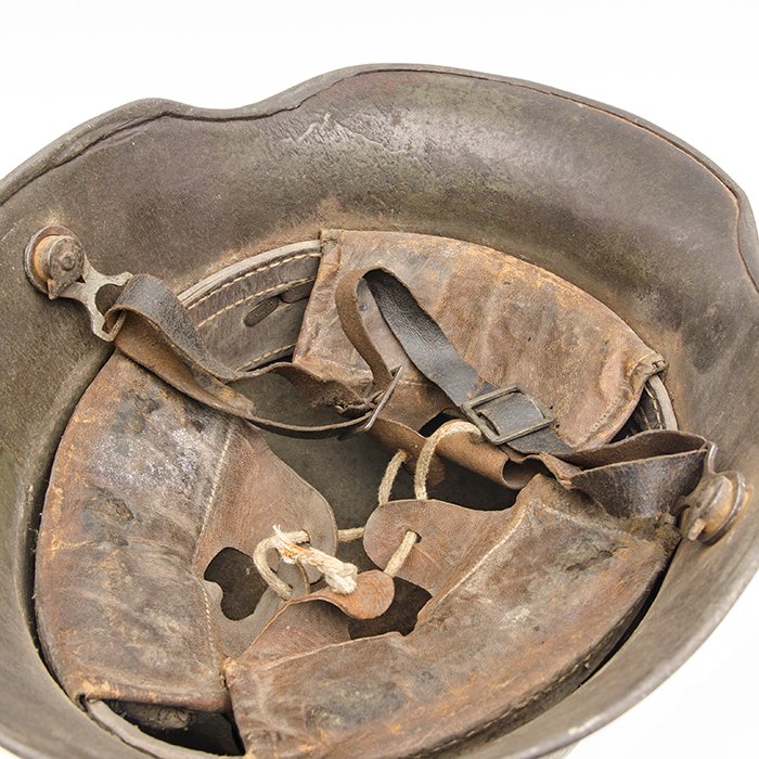 BCH77 M16 four color camouflaged helmet with full liner and chinstrap — image 15