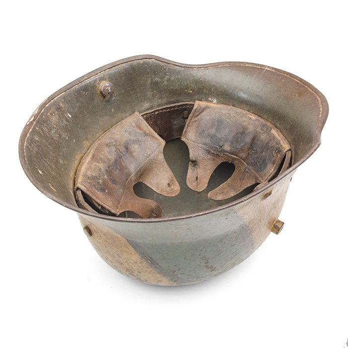 CBH51 M16 tri color camouflaged helmet with full liner — image 14