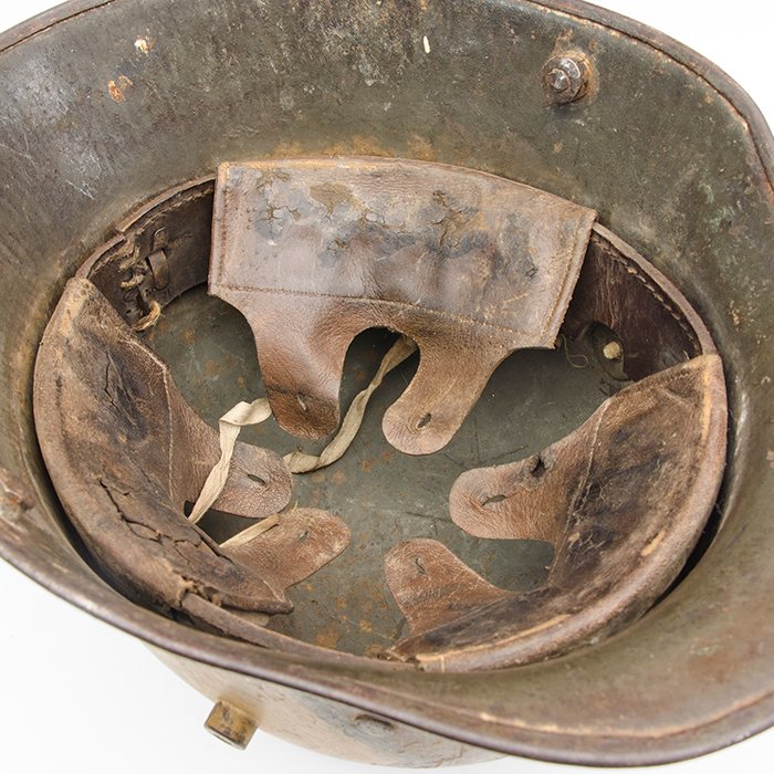 CBH51 M16 tri color camouflaged helmet with full liner — image 15