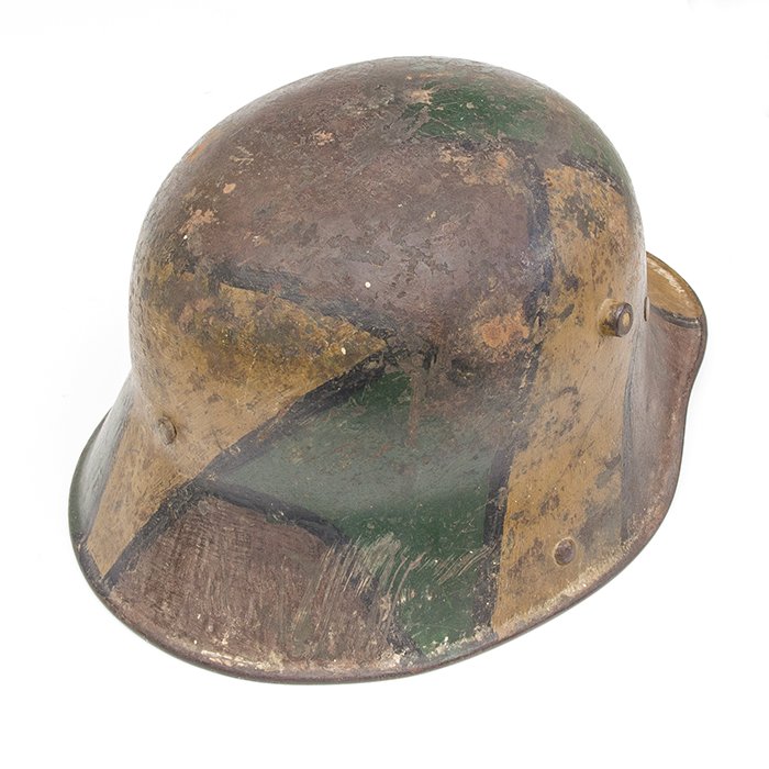 CBH51 M16 tri color camouflaged helmet with full liner — image 8