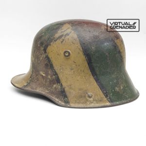 CBH51 M16 tri color camouflaged helmet with full liner