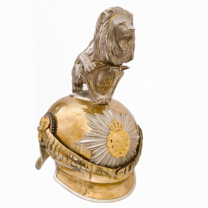 HJH1 Saxon parade helmet for officer in Garde-Reiter-Regiment Dresden — image 3