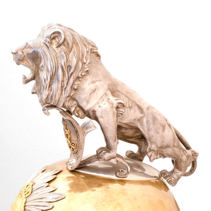 HJH1 Saxon parade helmet for officer in Garde-Reiter-Regiment Dresden — image 8