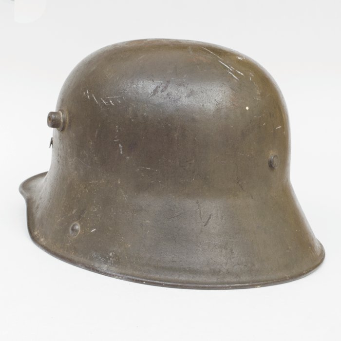 BCH53 M16 helmet complete with leather liner and chinstrap — image 11