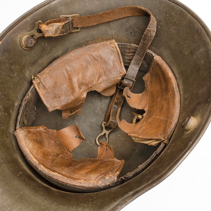 BCH53 M16 helmet complete with leather liner and chinstrap — image 15