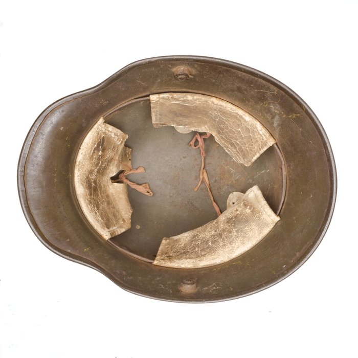 BCH52 M16 helmet with leather liner — image 13