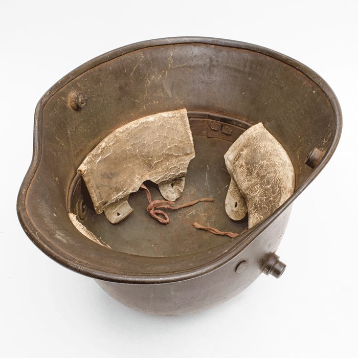 BCH52 M16 helmet with leather liner — image 14