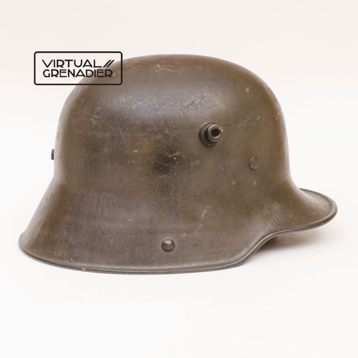 BCH52 M16 helmet with leather liner — image 2
