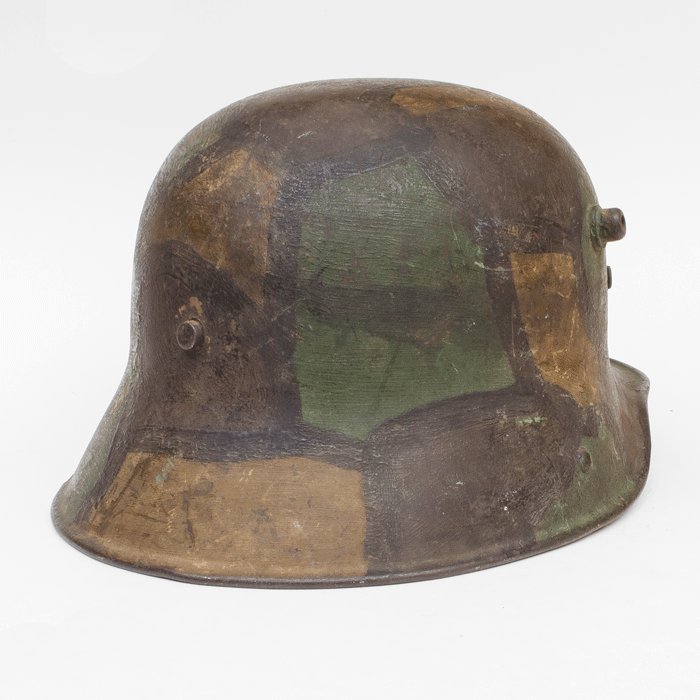 BCH51 Striking M16 camouflaged helmet with full liner — image 11